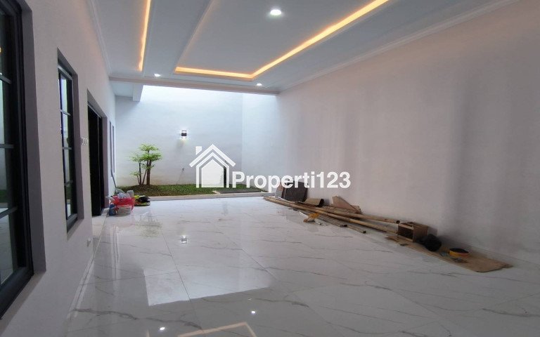 Rumah Baru di Komplek Bumiputera Rawamangun Jakarta Timur - 3