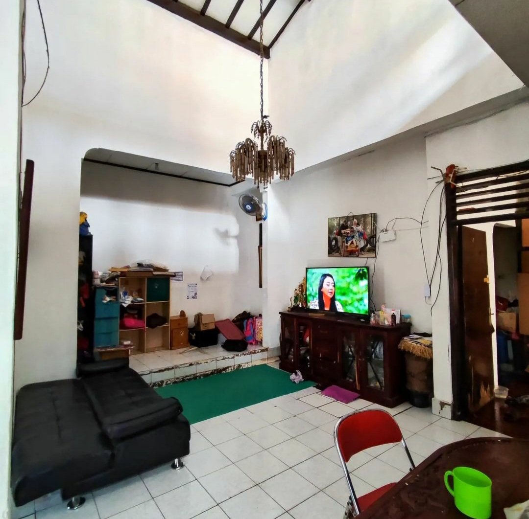 Di Jual cepat BU Rumah 2 lantai - 28