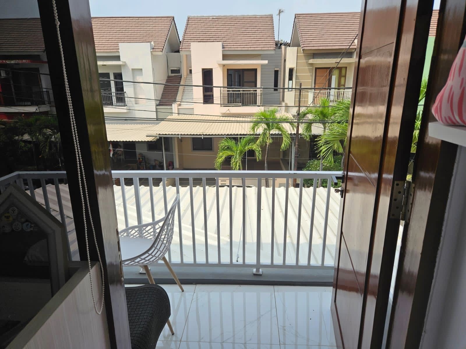 Dijual Rumah Full Renovasi Cluster Harmoni Harapan Indah Bekasi - 10