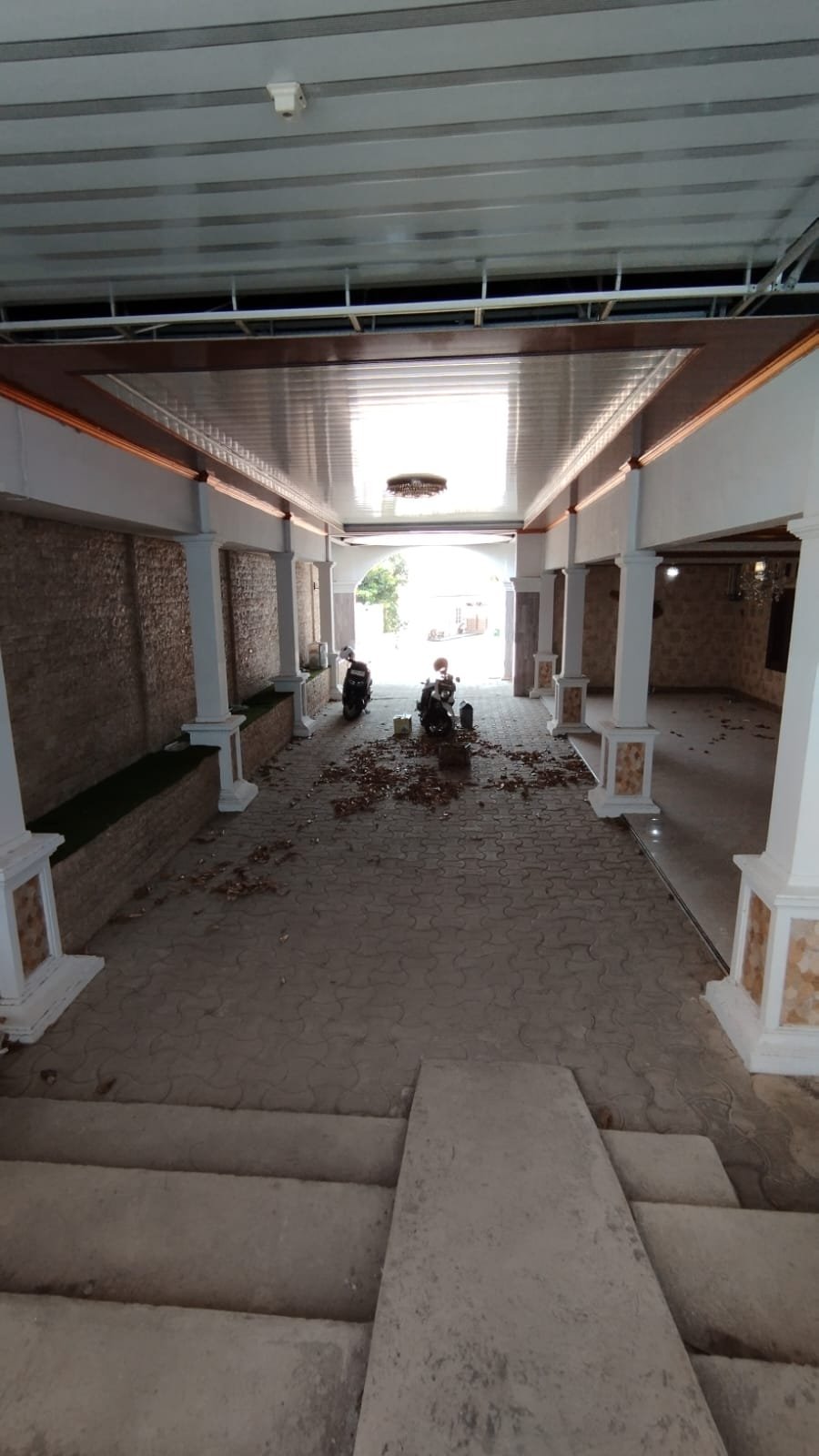 DIJUAL RUMAH DAN GEDUNG PESANTREN - 52