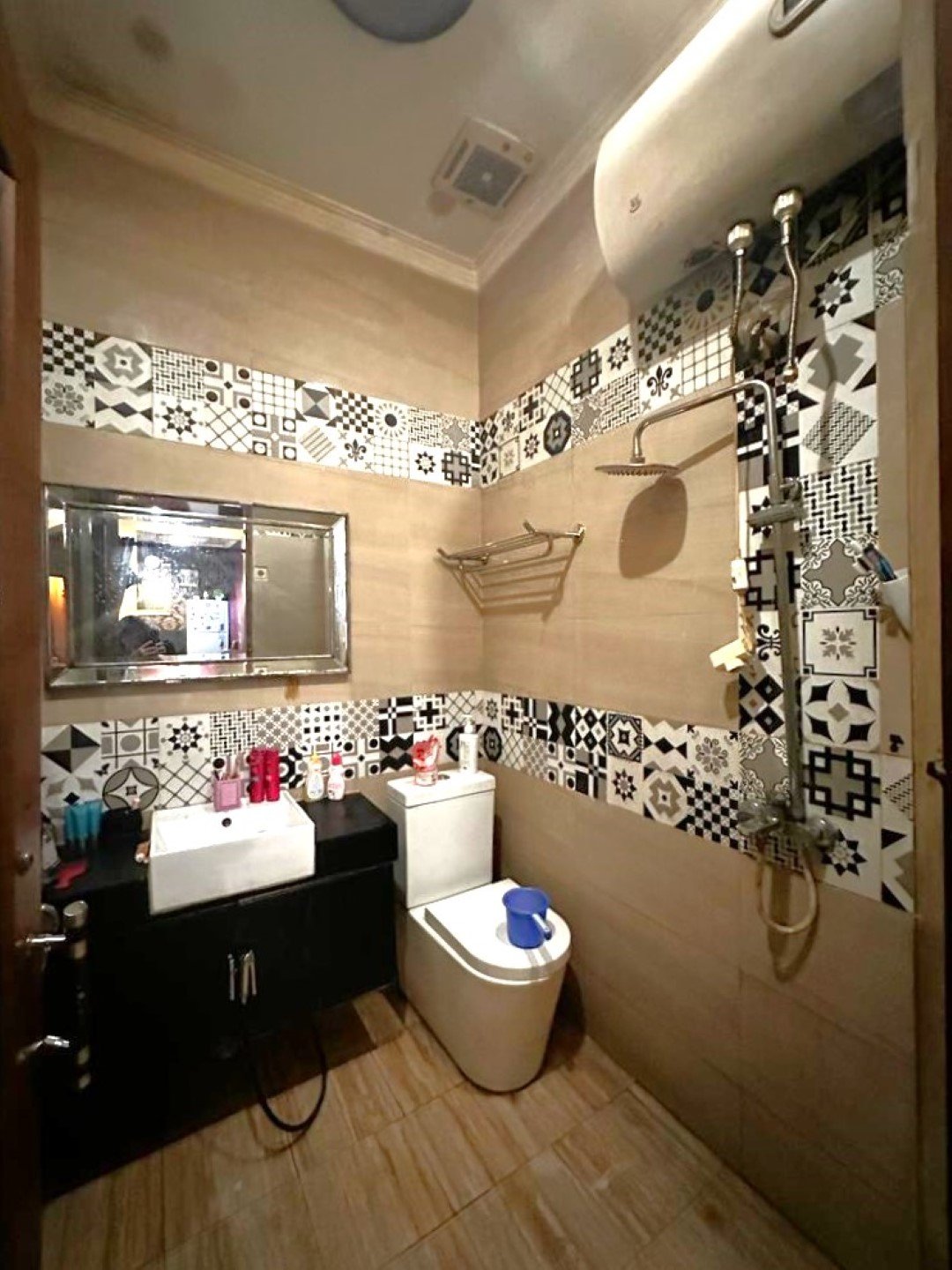 Dijual Rumah Hoek Komplek Puri Cipageran Indah 1 Cimahi Utara - 18