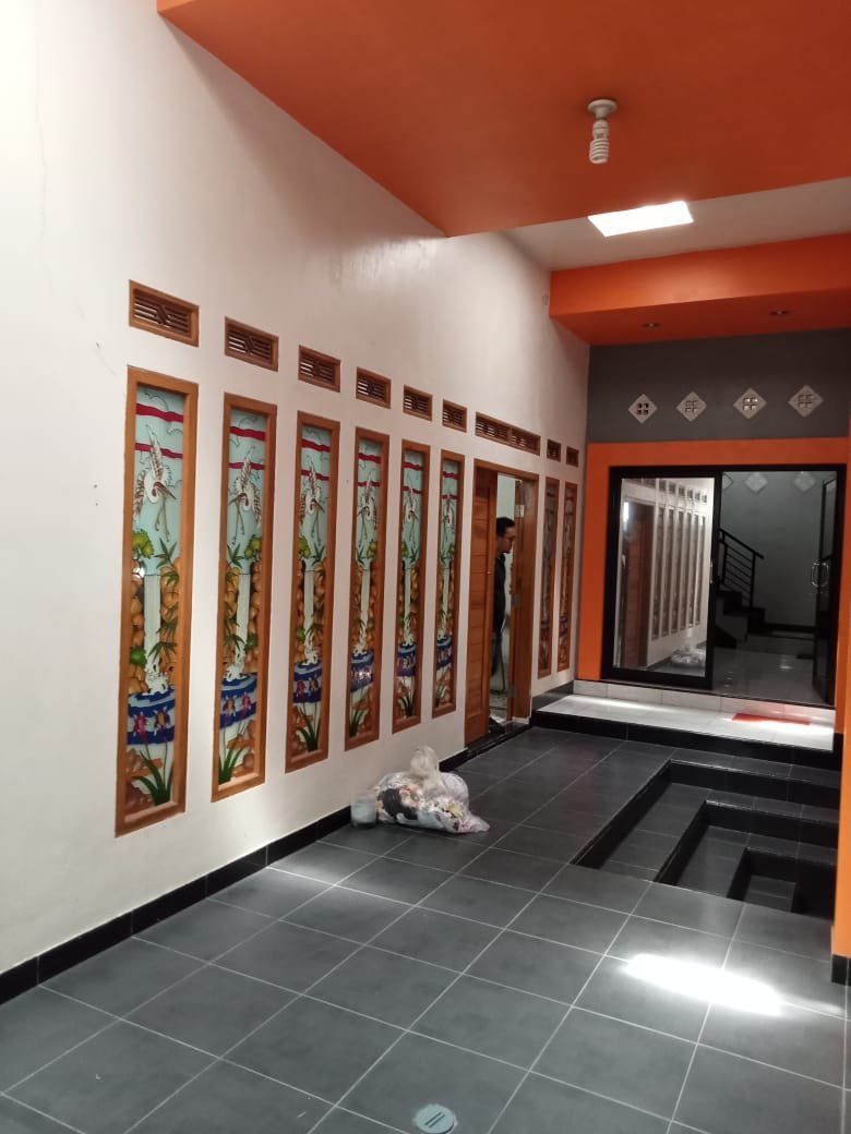 Dijual Rumah Pinggir Jalan Raya Kutawaringin Jelegong Bandung - 8