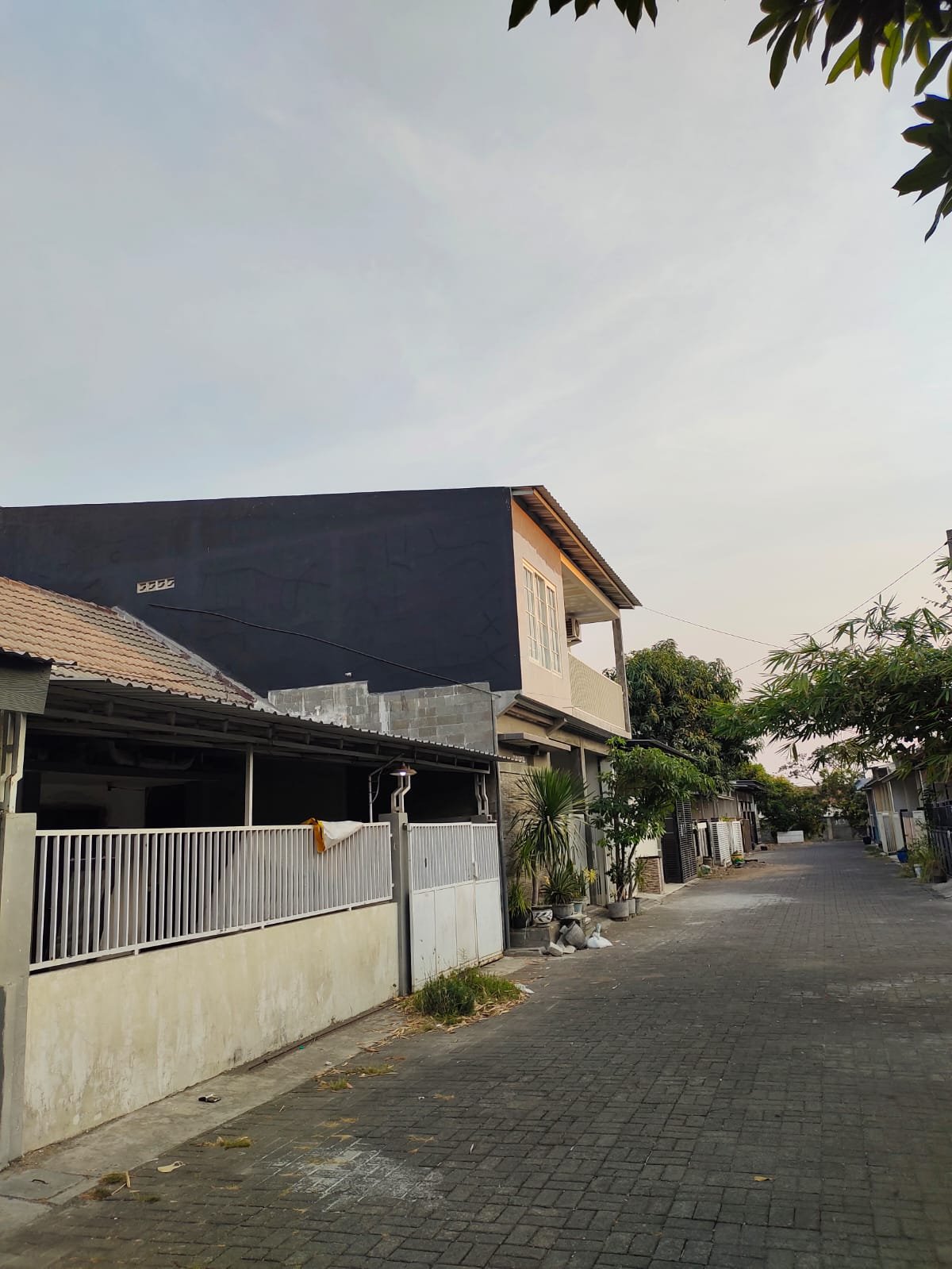 Dijual rumah Bagus, bangunan 2 Lantai (Dekat Bandara Juanda) - 4
