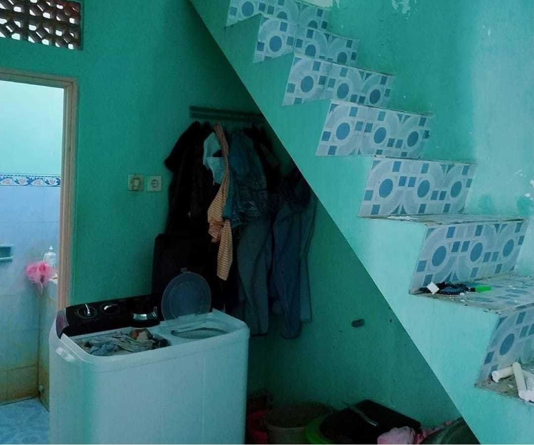 Rumah Siap Huni Bangunan Masih Bagus Lokasi Perum Dinari PPS Gresik - 2