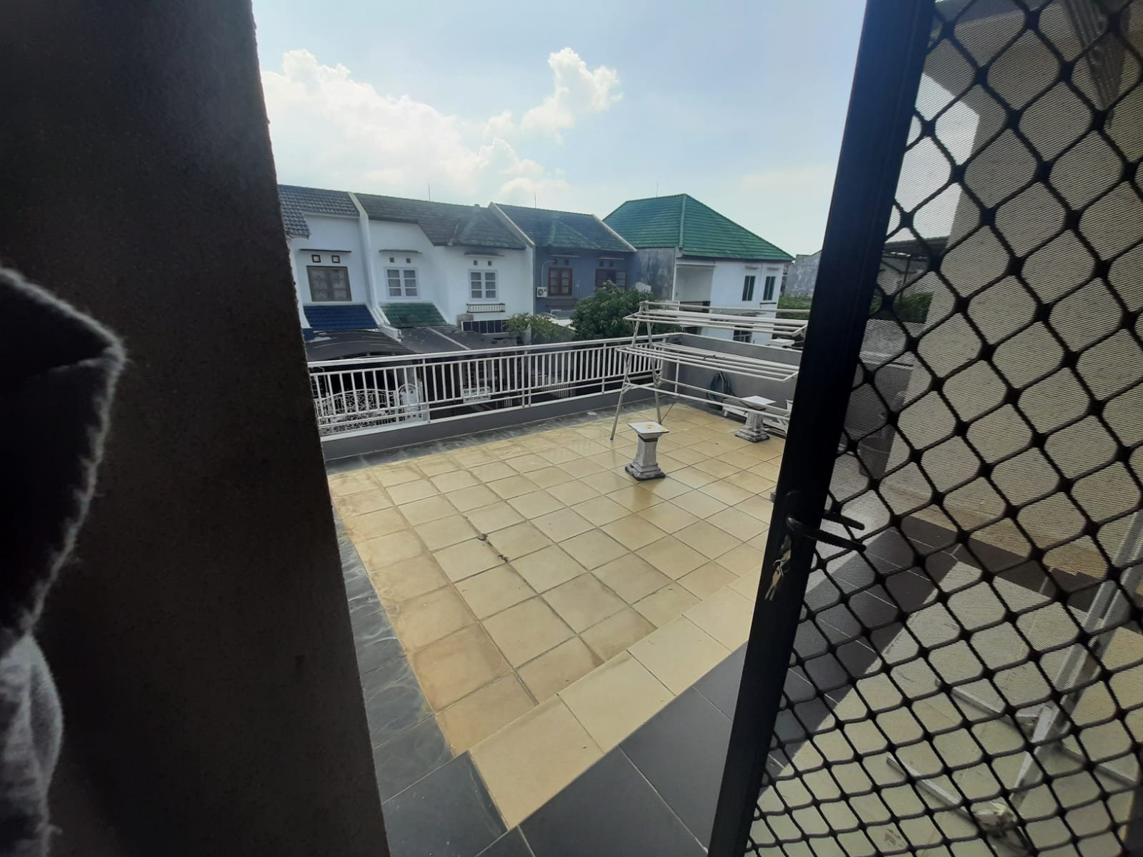 Dijual Rumah Mewah Siap Huni, Perum Garden Dian Regency Waru Sidoarjo - 10