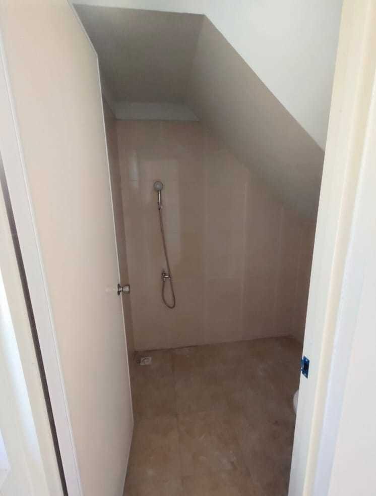 Dijual Rumah Murah 2 Lantai Siap Huni, Perum Grand Alexandria, sidoarjo - 2