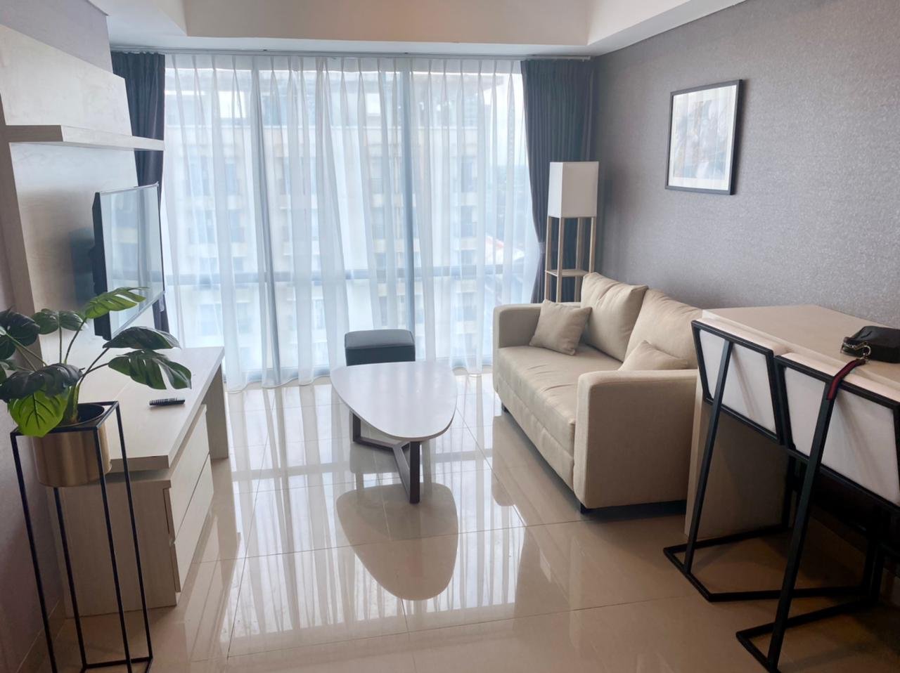 Disewakan Murah 1 BR Apartemen BELLEVUE PLACE Jln. MT. Haryono Jakarta Selatan - 4