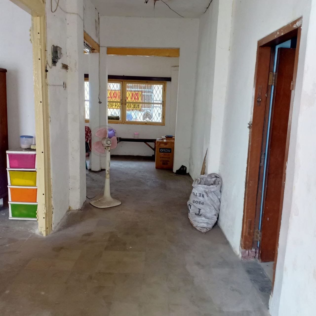 Jual Rumah Full Jati , Full Furnished, Perum Tanjung Permai Klampis Semolowaru Surabaya - 5
