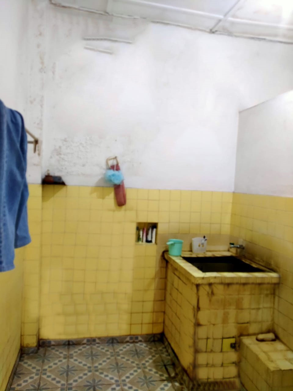 RUMAH HITUNG TANAH DI JALAN KH. ABDUL HALIM MAJALENGKA JAWA BARAT - 9