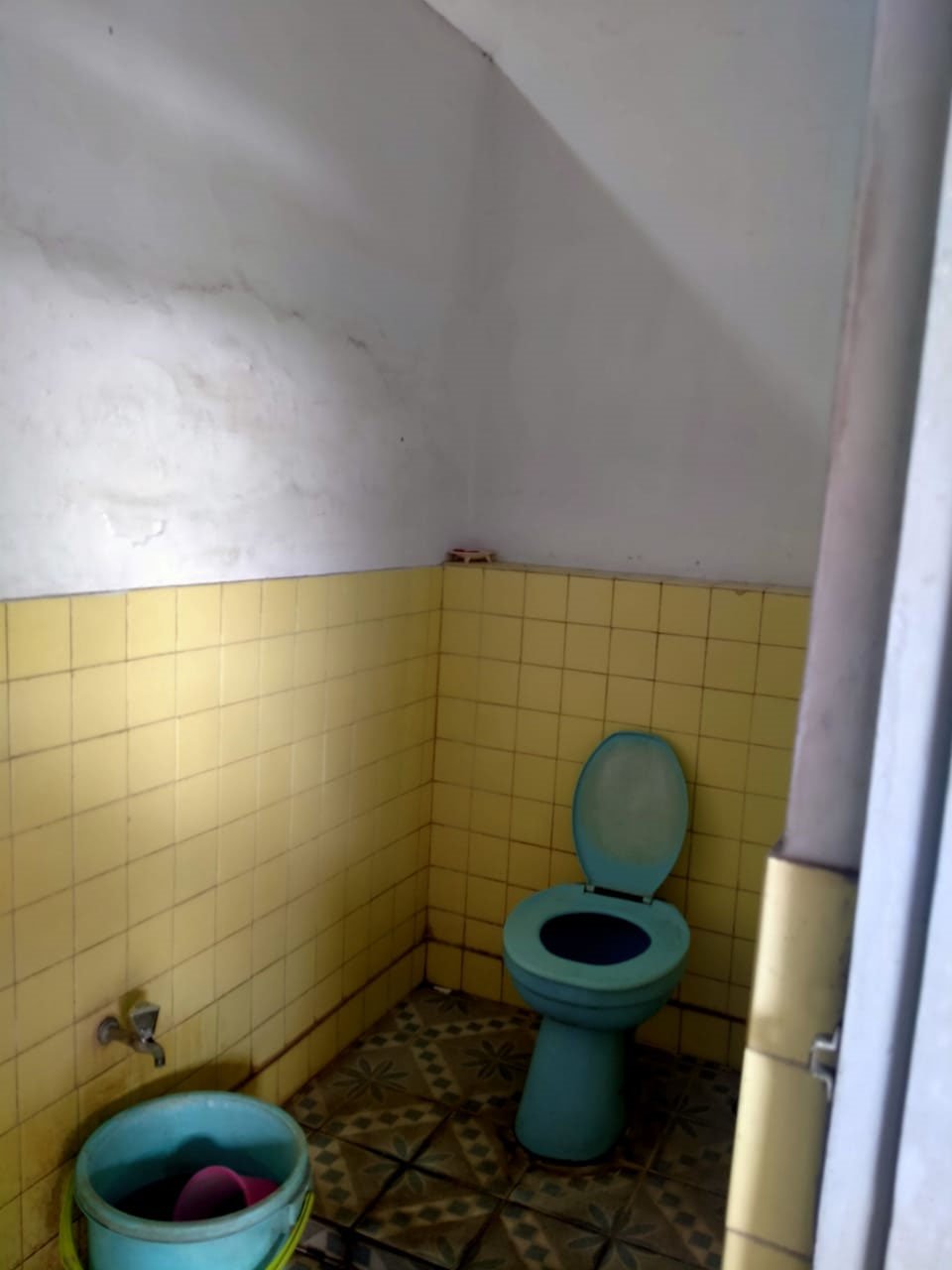 RUMAH HITUNG TANAH DI JALAN KH. ABDUL HALIM MAJALENGKA JAWA BARAT - 8