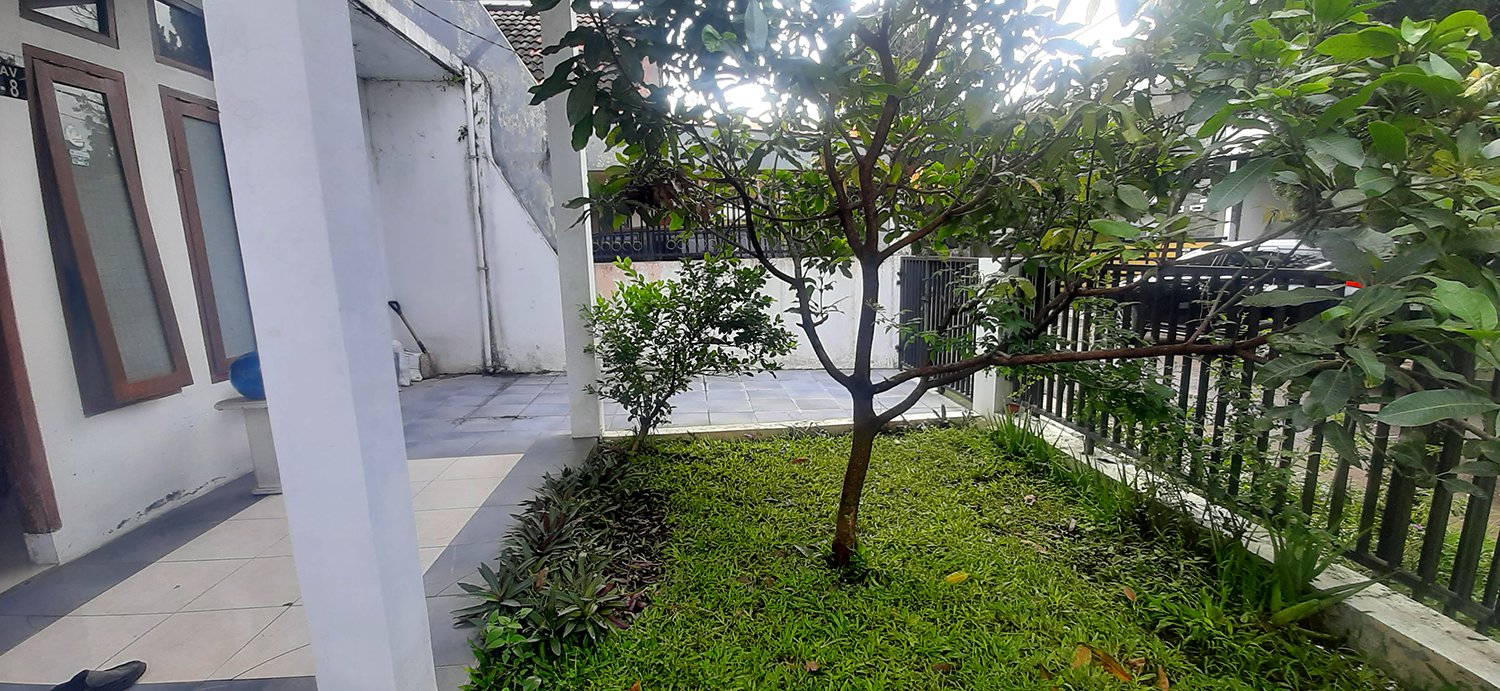 RUMAH MODERN CLASSIC DI ARCAMANIK BANDUNG - 29