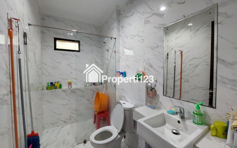Dijual Rumah 2 lantai siap huni dalam cluster Premier Riviera, Jakarta Timur - 4