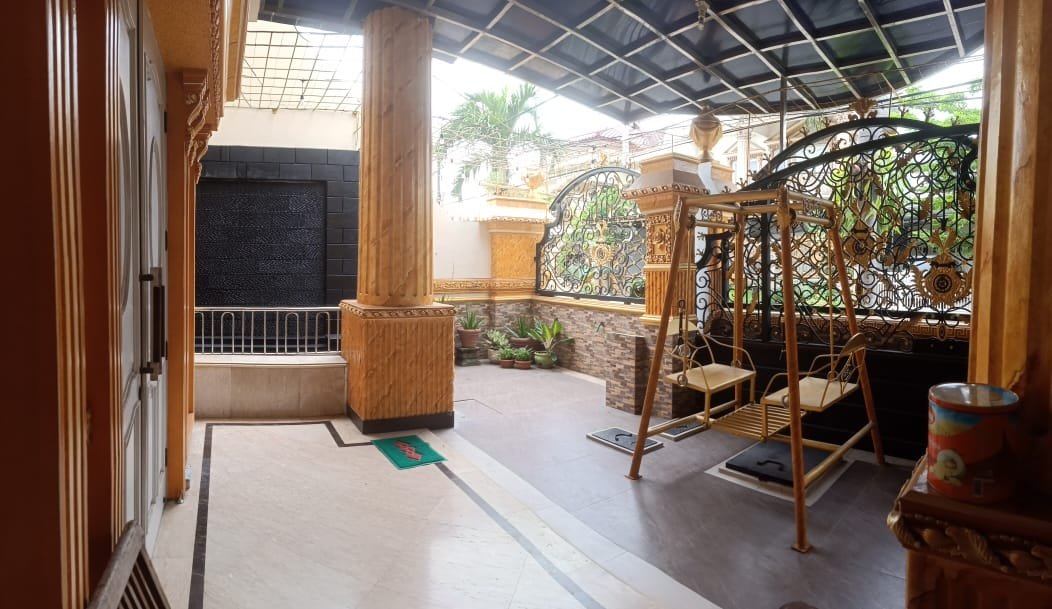 Dijual Rumah Mewah Full Furnished Modern Klasik Di Gayungan Surabaya - 5