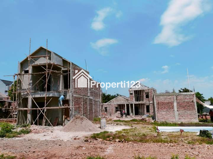 Rumah Mewah Harga Murah di Serpong Tangsel - 1