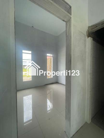Rumah dijual dekat Kelambir V, bisa ke pintu Toll Helvetia dan Semayang Medan - 2