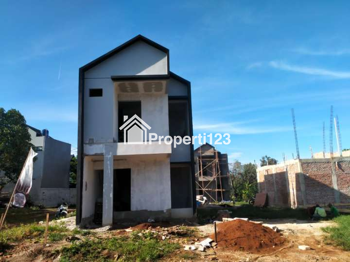 Rumah Murah Dengan Konsep Klasik Di Serpong - 3