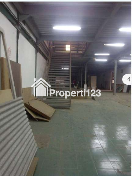 Dijual 1 Unit Gudang Dan Bengkel di Karang Tengah, Banten - 4