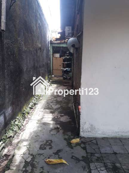 Di jual Rumah di Pengadegan Jakarta Selatan - 6