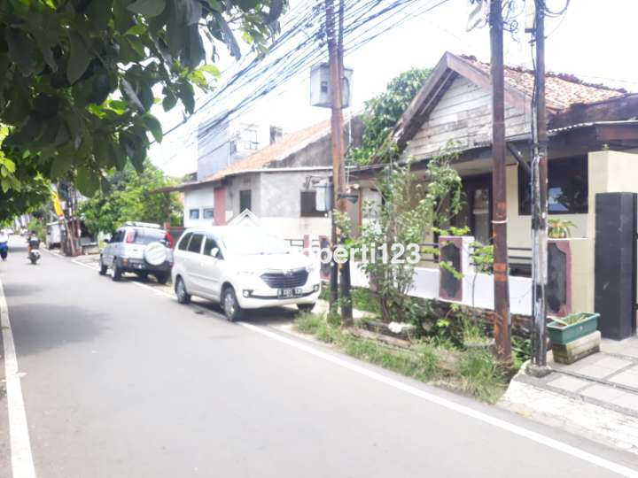 Di jual Rumah di Pengadegan Jakarta Selatan - 7
