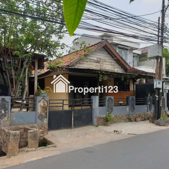 Di jual Rumah di Pengadegan Jakarta Selatan - 1