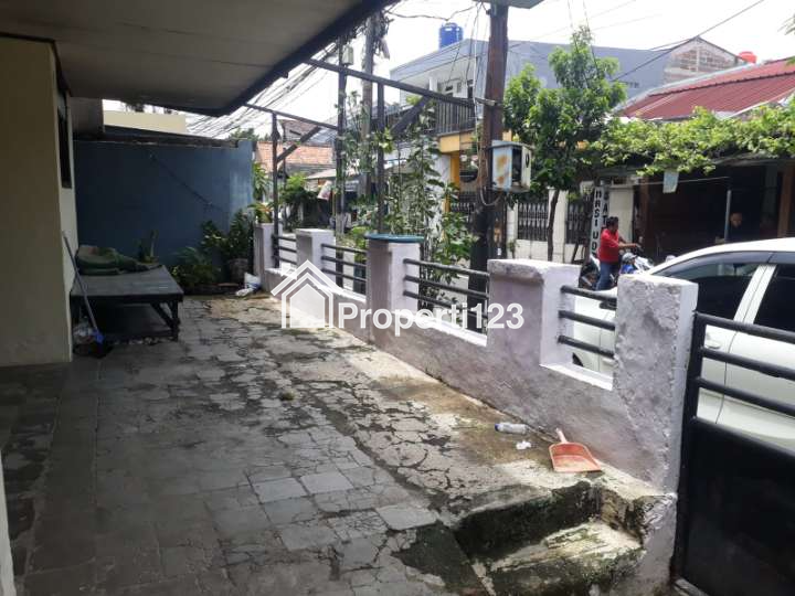 Di jual Rumah di Pengadegan Jakarta Selatan - 5