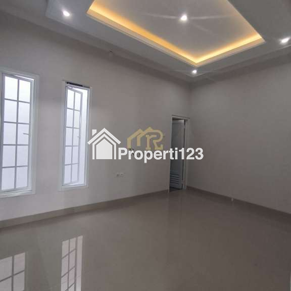 Rumah Cluster Baru Ada Kolam Renang di Kebagusan Jakarta Selatan - 10