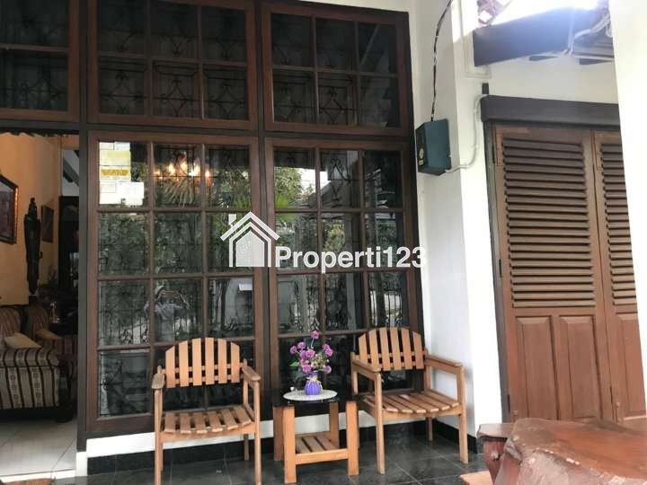 RUMAH DIJUAL 2 LANTAI DI KAWASAN ELIT SETRA SARI SARIJADI BANDUNG JAWA BARAT - 7