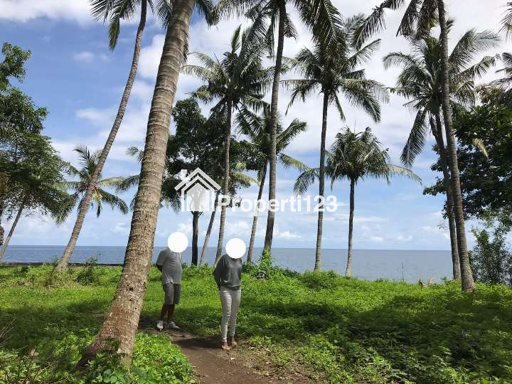 Dijual tanah los pantai 1,6 hektare di Tejakula Buleleng Bali - 2