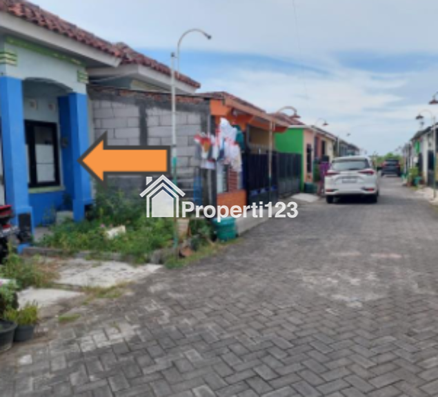 RUMAH DI JUAL PERUM PURI NIRWANA - 2