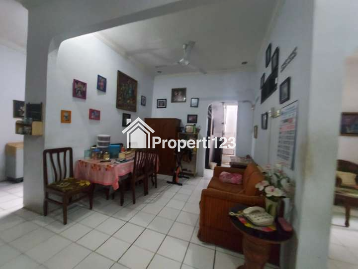 Di Jual Rumah (BU) Ciracas Jakarta Timur - 6