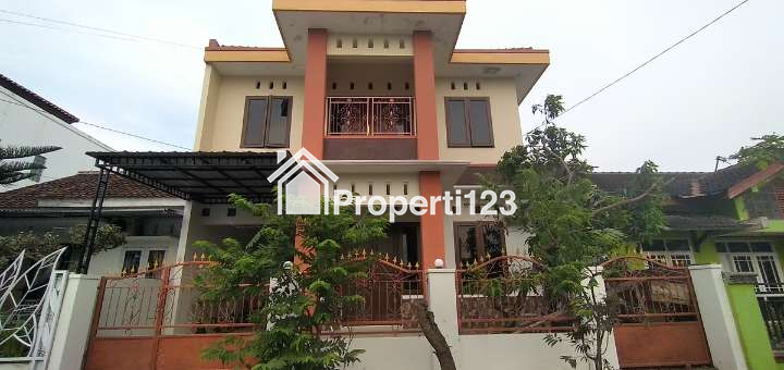 RUMAH LANTAI 2 DEKAT KAMPUS UNSOED - 2