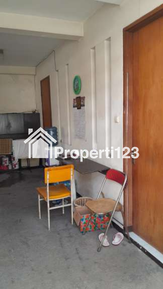 RUMAH DIJUAL PLUS KOSAN 2 LANTAI DEKAT KAMPUS MARANATHA SURYA SUMANTRI BANDUNG JAWA BARAT - 10
