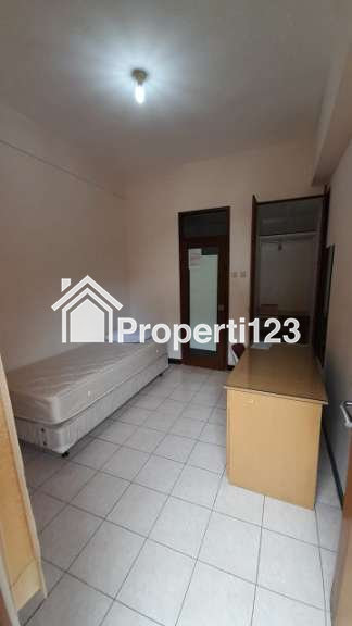 RUMAH DIJUAL PLUS KOSAN 2 LANTAI DEKAT KAMPUS MARANATHA SURYA SUMANTRI BANDUNG JAWA BARAT - 2
