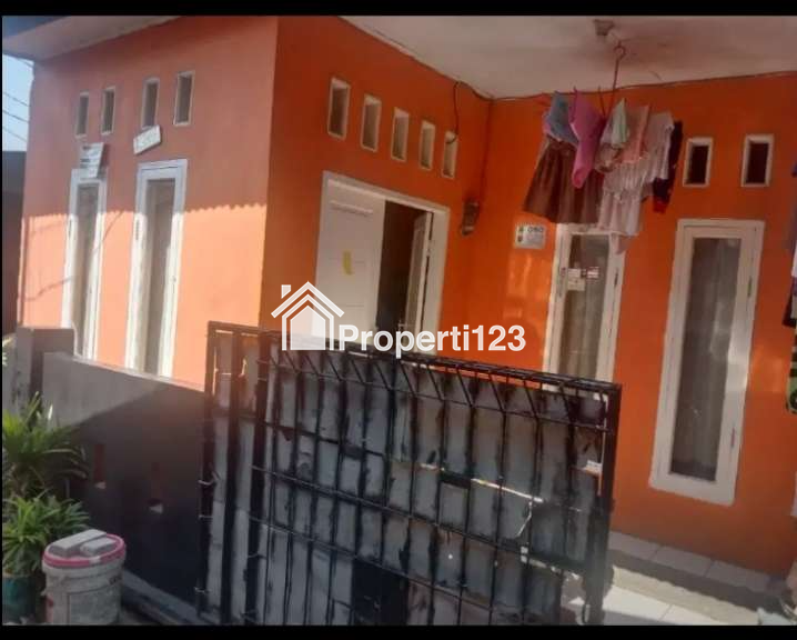 RUMAH DI DEPOK TINGGAL ISI - 1