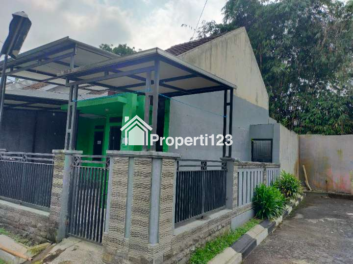 Jual rumah depan masjid - 2