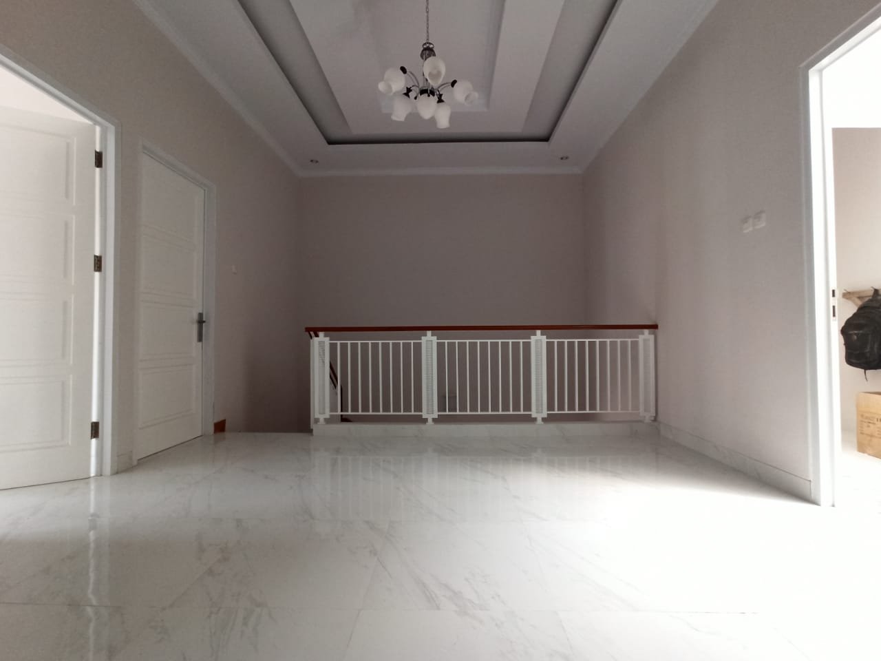 Dijual Rumah Cluster Dekat Stasiun Lenteng Agung Jagakarsa Jakarta Selatan - 8