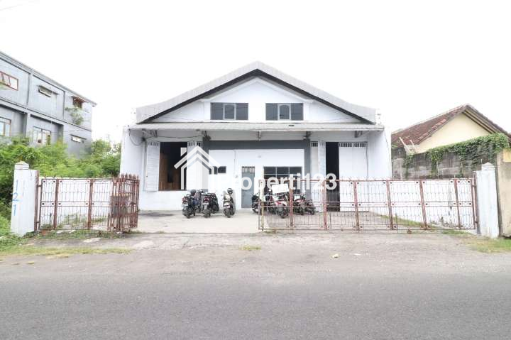 Disewakan gudang ada loading dock di Muding Gatsu Barat Bali - 6