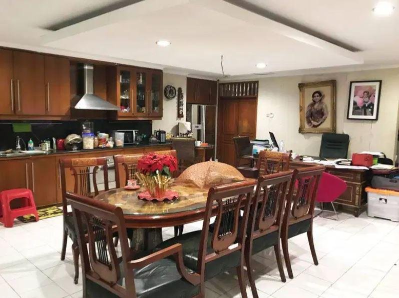 Dijual Murah Rumah Second di Komplek Kejaksaan Agung Tebet Barat Jakarta Selatan - 4