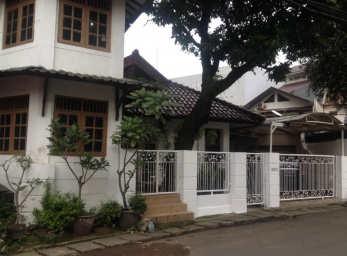 Dijual Murah Rumah Second di Komplek Kejaksaan Agung Tebet Barat Jakarta Selatan - 2
