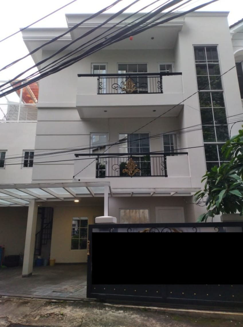 Dijual Rumah di Komplek Kejaksaan Agung Tebet Barat Jakarta Selatan - 4