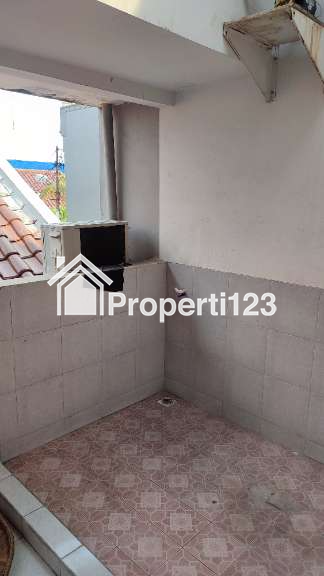 Rumah Nyaman 1,5 Lantai  Siap Sewa di Kayuringin Jaya, Bekasi Selatan - 5