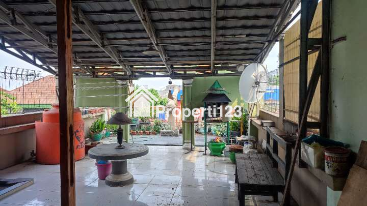 Rumah Nyaman 3 Lantai  Siap Sewa di Kayuringin Jaya, Bekasi Selatan - 8