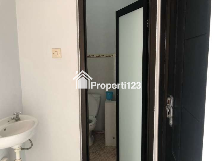 DIJUAL RUMAH VILLA 2 LANTAI HARGA NEGO DI DEKAT BNS BATU - 9