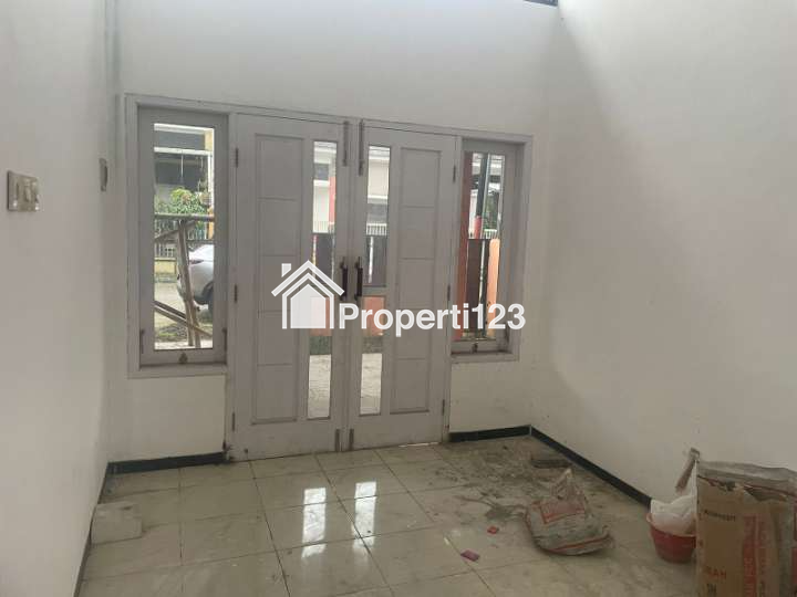 Rumah Baru Bumiayu Kota Malang - 5