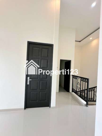 Rumah Baru 2 Lantai FULL FURNISH Blimbing Kota Malang - 6