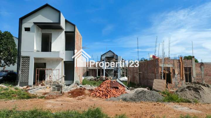 Rumah Baru 2 Lantai Harga 1 Lantai Area Serpong - 3