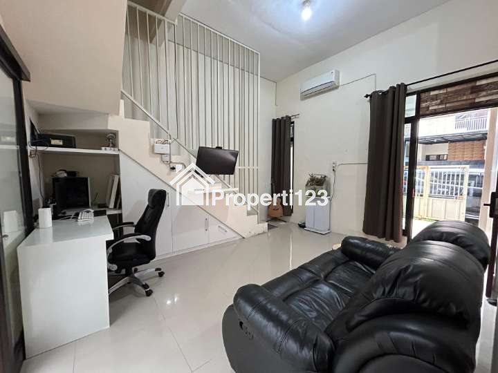 Rumah 2 Lantai FULL FURNISH Arumba Kota Malang - 7