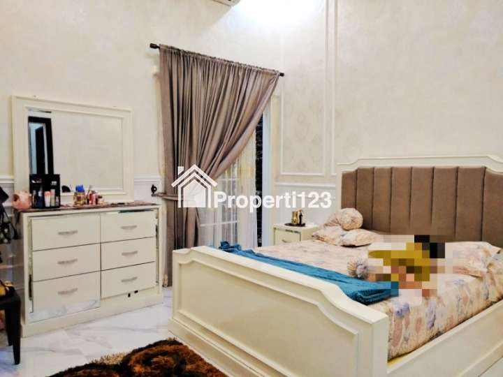 Rumah Hook 2 Lantai Luas Kalpataru Kota Malang - 5