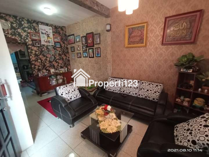 Rumah Siap Huni 2 Lantai Sawojajar - 12