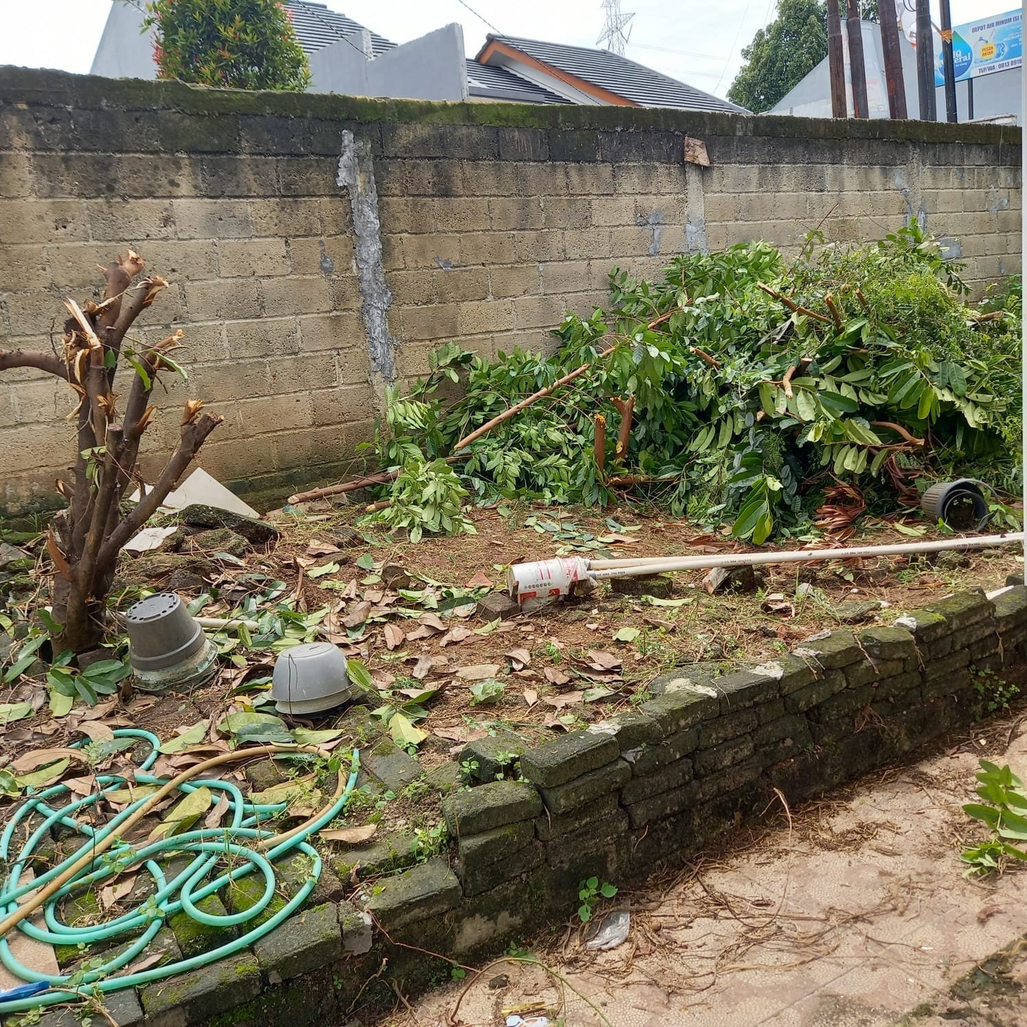 Harga Nego,dijual rumah cluster 1,29 M, LT 151 m dekat GDC & JGU - 11